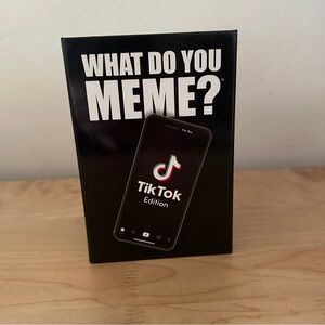 What Do You Meme? TikTok Edition Party Card Game 100% complete